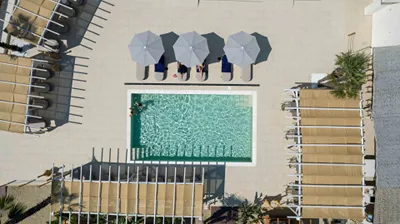 Linari Sea & Suites