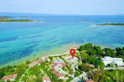 ANEMOLI LUXURY VILLA
