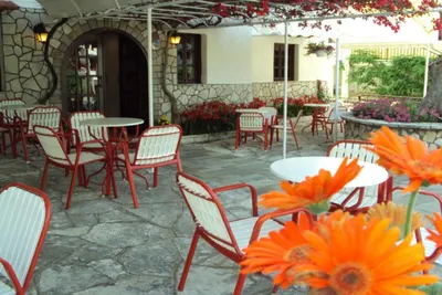 hotel Nostos