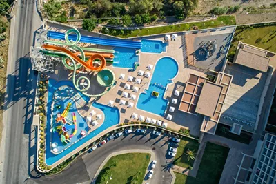 Amada Colossos Resort
