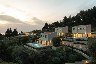 Olive Grove Suites - Villas with Private Pools and Garden