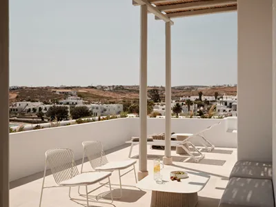 Akria Seaside Suites