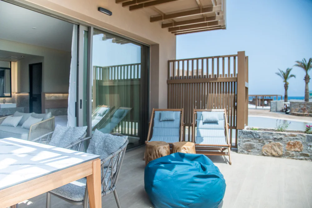Senseana Sea Side Resort & Spa