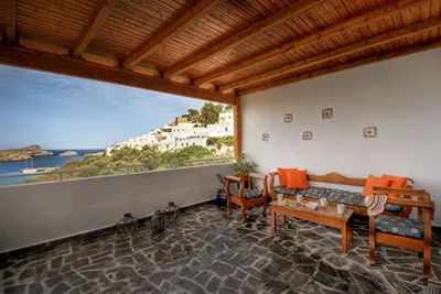 Thea Villas & Suite