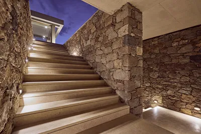 D3 Milos