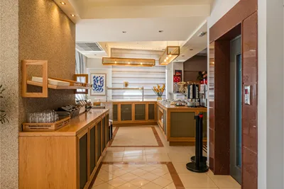 Zante Plaza Hotel & Apartments