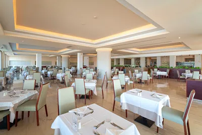 KRESTEN ROYAL EUPHORIA RESORT