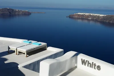 White Santorini