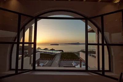COCO-MAT Hotel Santorini