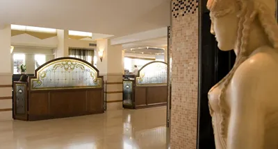 Best Western Plus Plaza Hotel