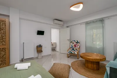 Kypraios Home