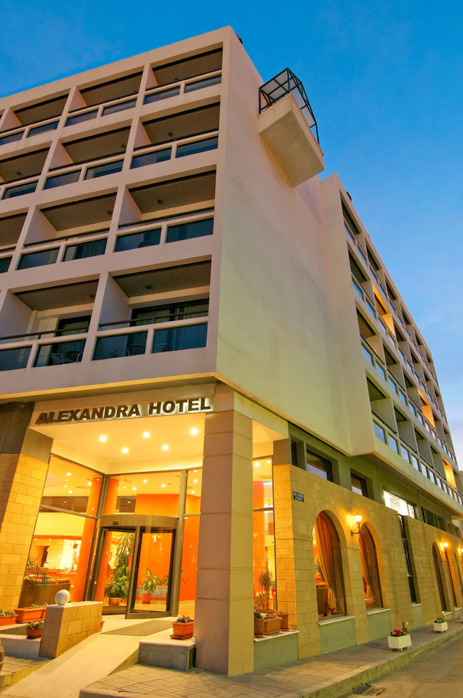 Alexandra Hotel