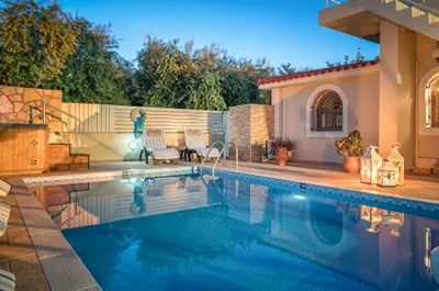Fiorentinos Villa