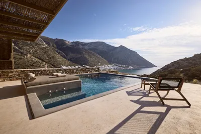 Apsila Pool Suites