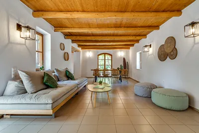 Armonia Retreat