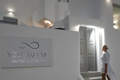 You and Me Suites Santorini
