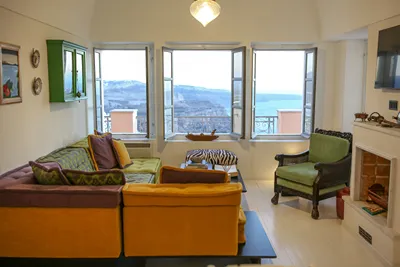 D' Aniel Mansion