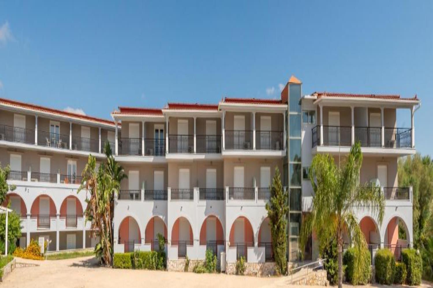 Majestic Hotel & Spa