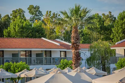 Golden Coast Hotel & Bungalows