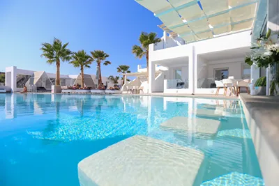 Tropicana Suites & Villas