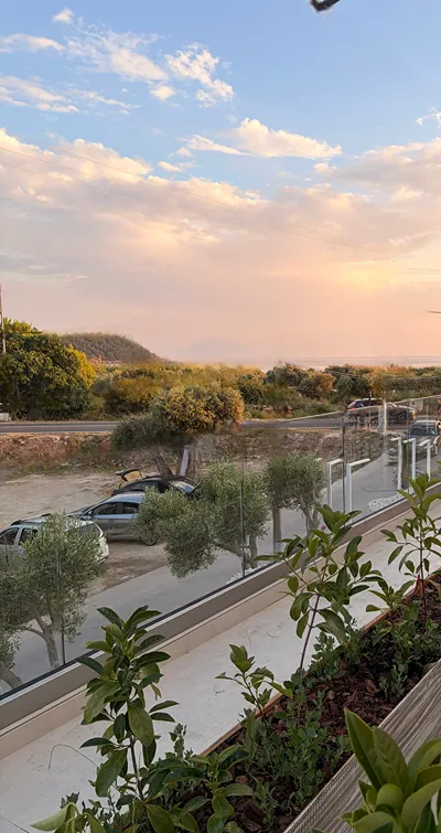 Kapahi Suites Apartments