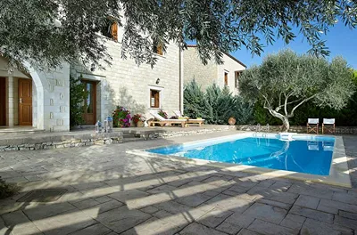 Vederi Estate