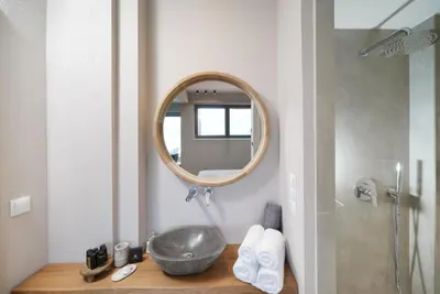 Essentia Luxury