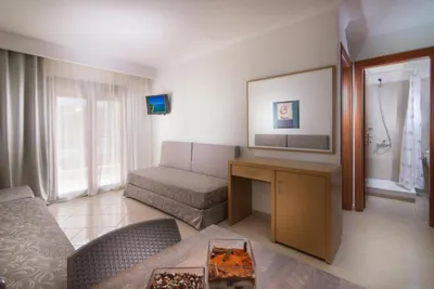 Apanemia Hotel