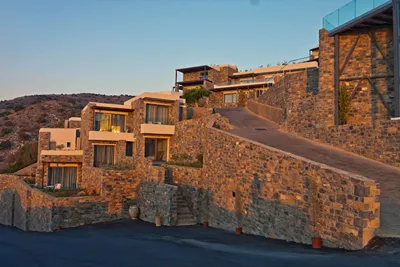Royal Marmin Bay Boutique & Art Hotel