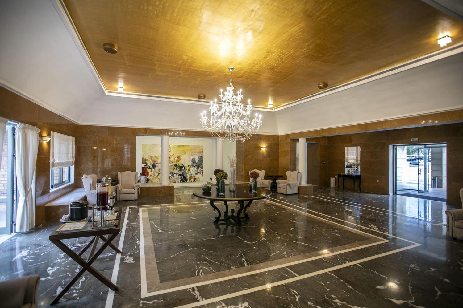 Bella Beach Hotel