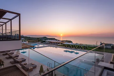 ISLA BROWN CHANIA