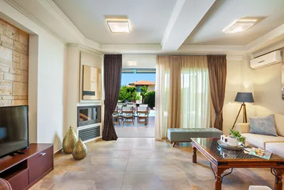 Sunny Villas Resort and Spa