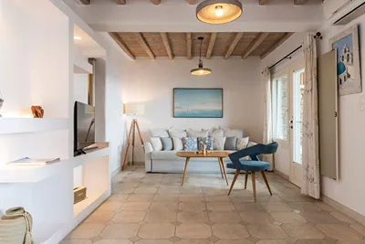 Mykonos Divino