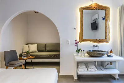 Casa Anna Suites