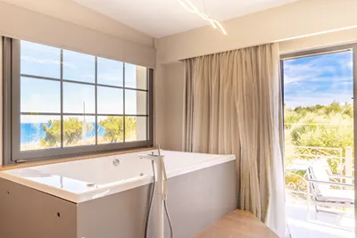 Balcony Boutique Hotel