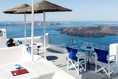 Vallas Apartments & Villas Santorini