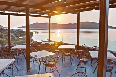Royal Marmin Bay Boutique & Art Hotel