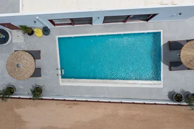 SunDaLucky Rhodes
