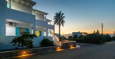 Michalis Studios Milos