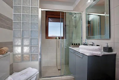 Cretan Vineyard Hill Villa