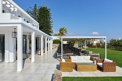 Amounda Bay Hotel