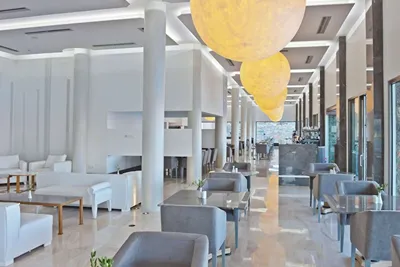 Royal Marmin Bay Boutique & Art Hotel