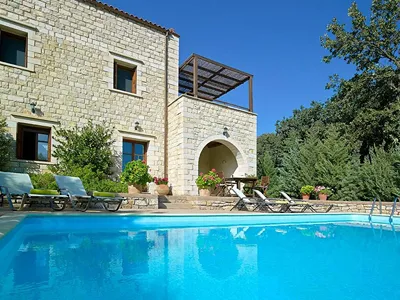 Vederi Estate