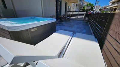 Rhodes City University Suite