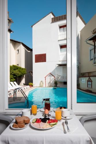 Philoxenia Inn