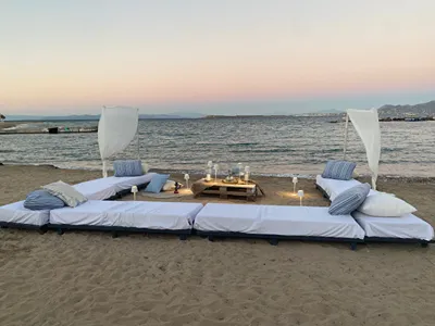 Oasis Beach Hotel
