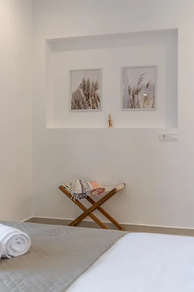 Aloni Suites Pollonia