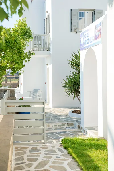 Summer Shades Hotel