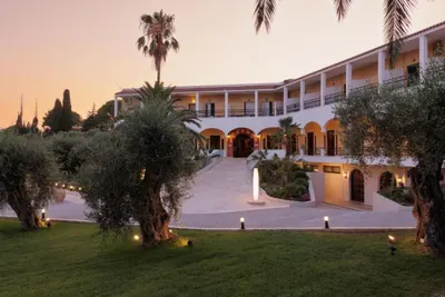Paradise Hotel