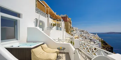 Elia Caldera Suites